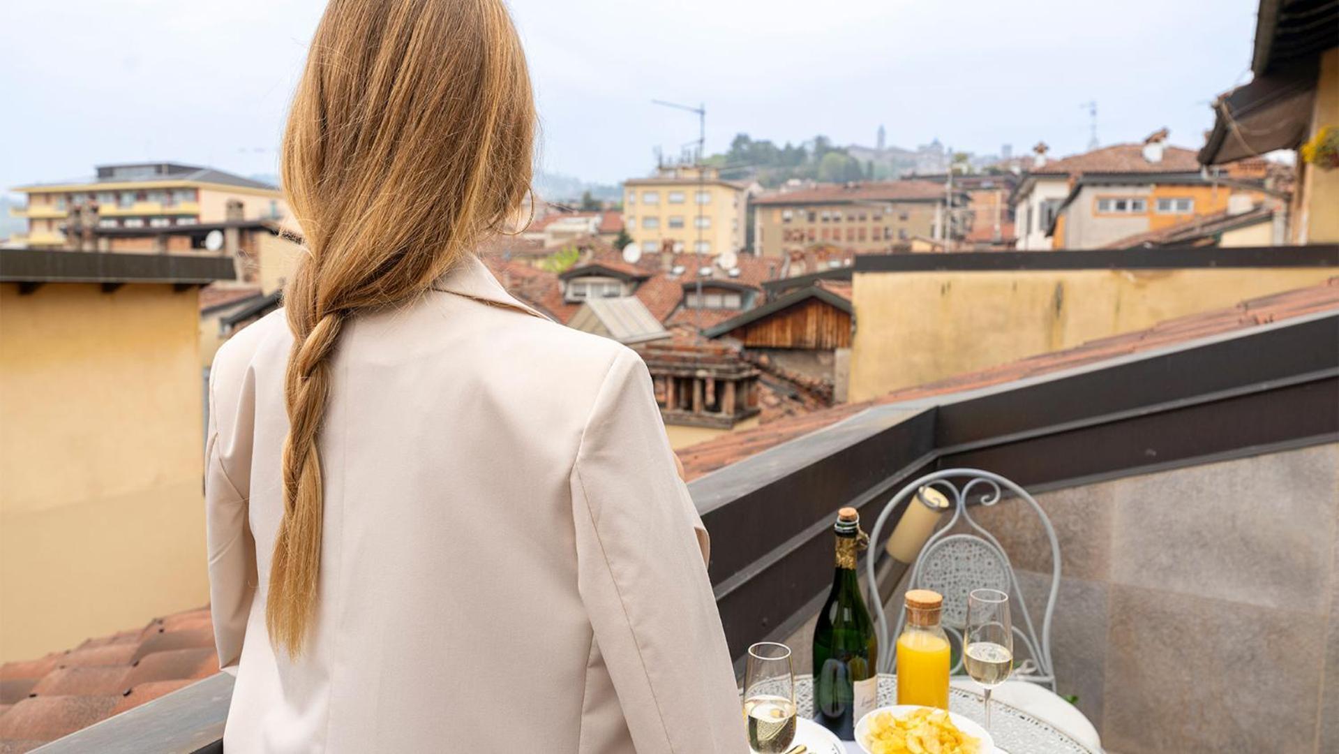 Apartment Magic Place Bergamo! Relax With Terrace In The Heart Of The